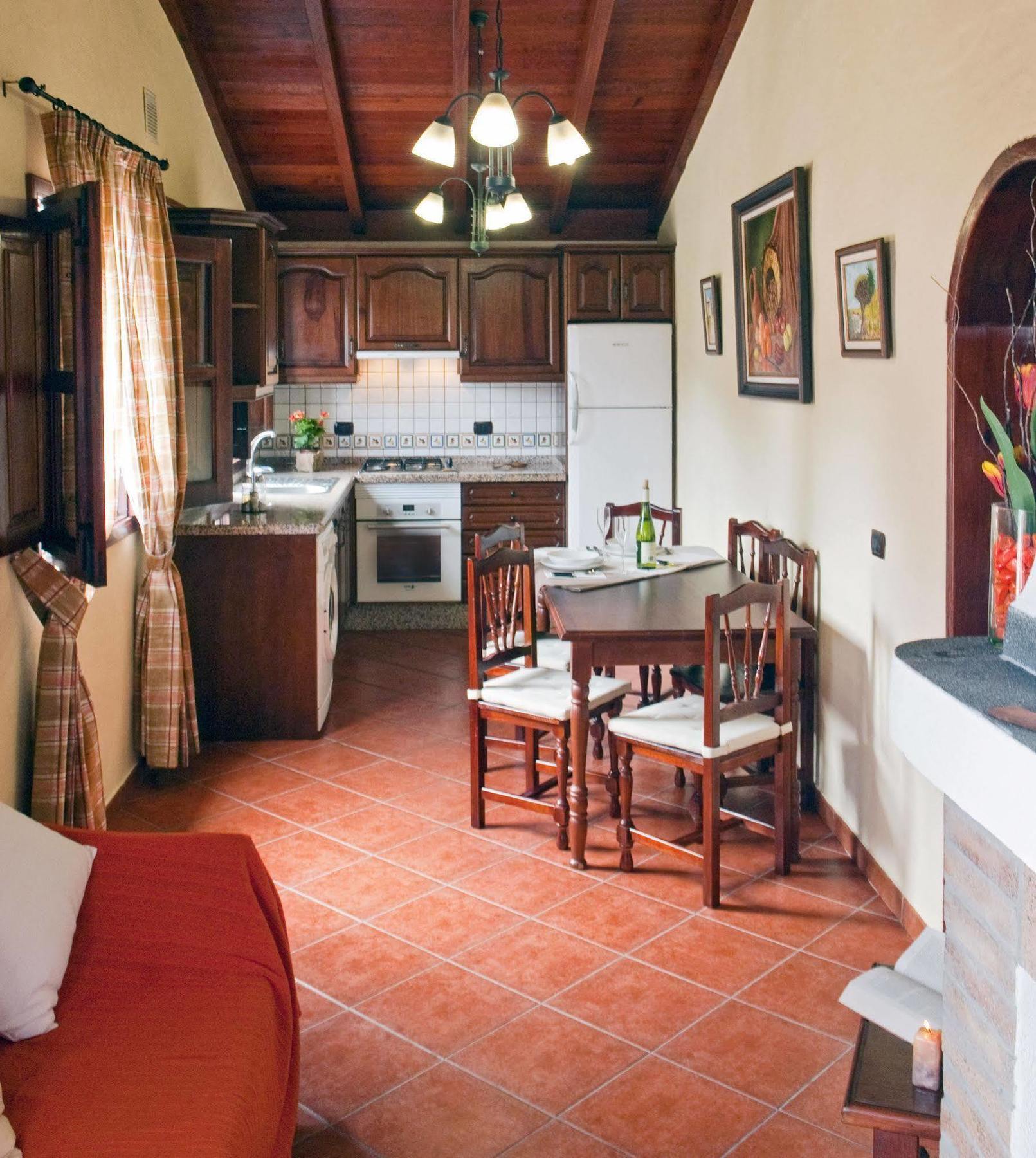 إيكود ذي لوس فينوس Casa Rural La Furnia المظهر الخارجي الصورة